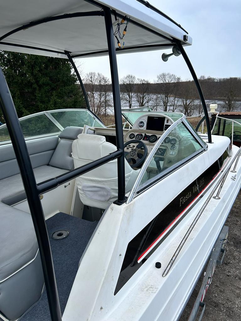 Jacht motorowy Rinker 265 Silnik Volvo Penta 2008 r.